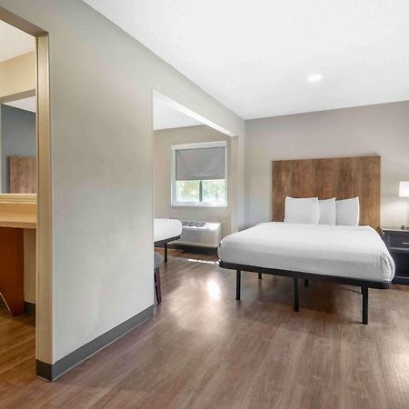 Extended Stay America Select Suites - Charlotte - University Place - E Mccullough Dr Ngoại thất bức ảnh