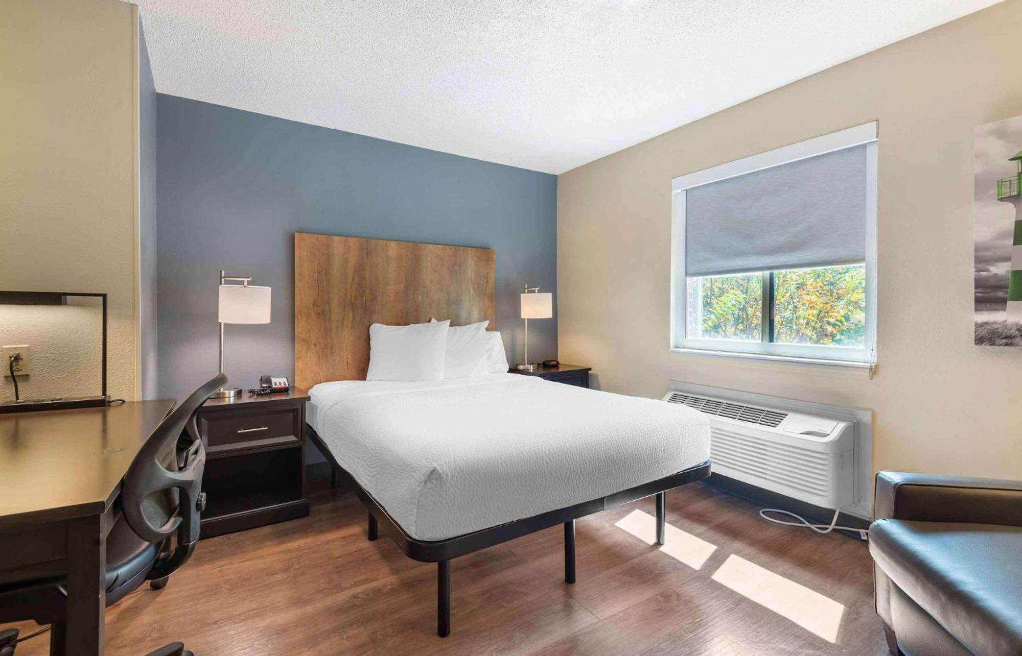 Extended Stay America Select Suites - Charlotte - University Place - E Mccullough Dr Ngoại thất bức ảnh