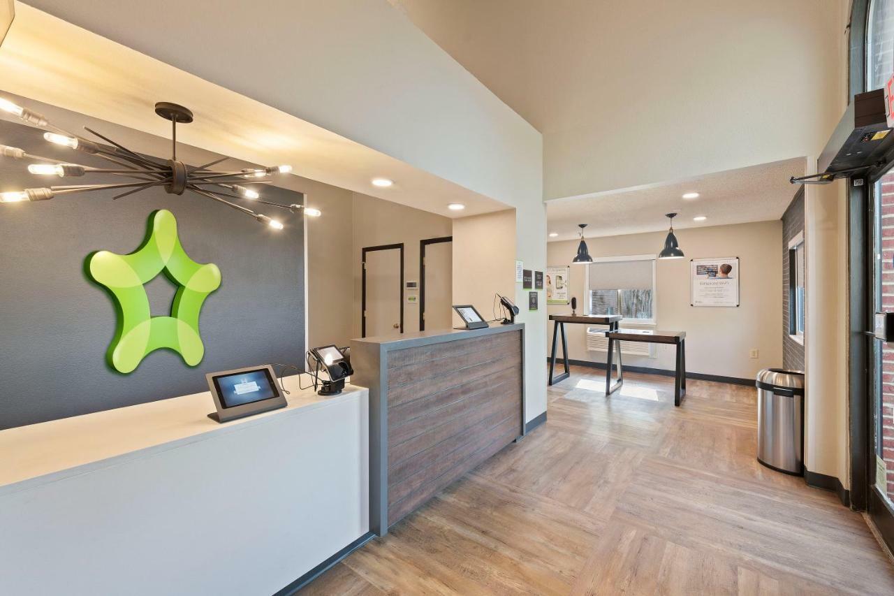 Extended Stay America Select Suites - Charlotte - University Place - E Mccullough Dr Ngoại thất bức ảnh