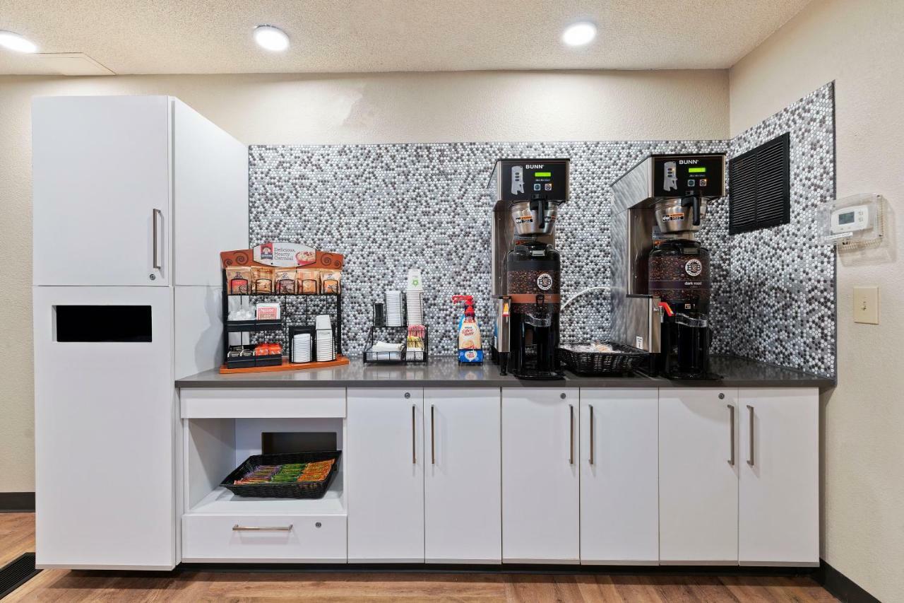Extended Stay America Select Suites - Charlotte - University Place - E Mccullough Dr Ngoại thất bức ảnh