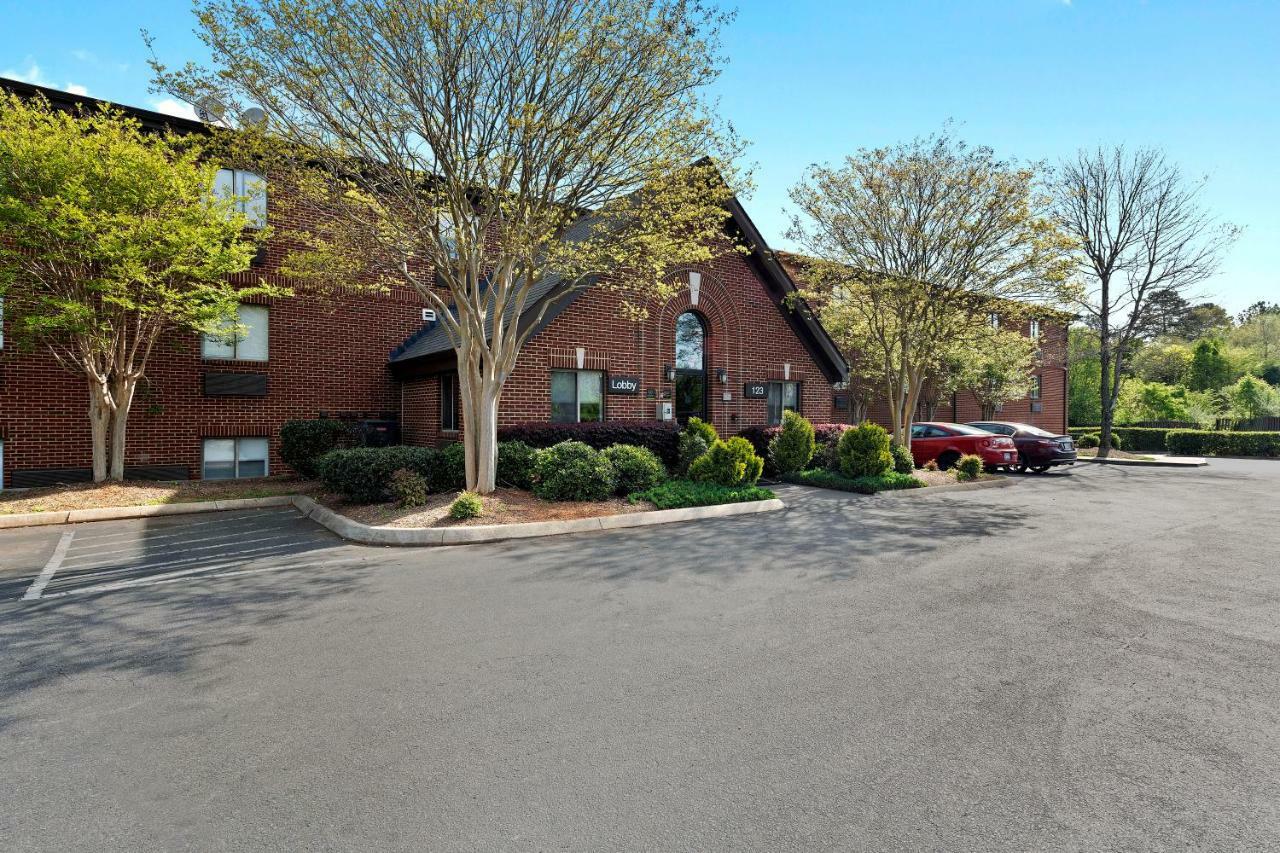 Extended Stay America Select Suites - Charlotte - University Place - E Mccullough Dr Ngoại thất bức ảnh